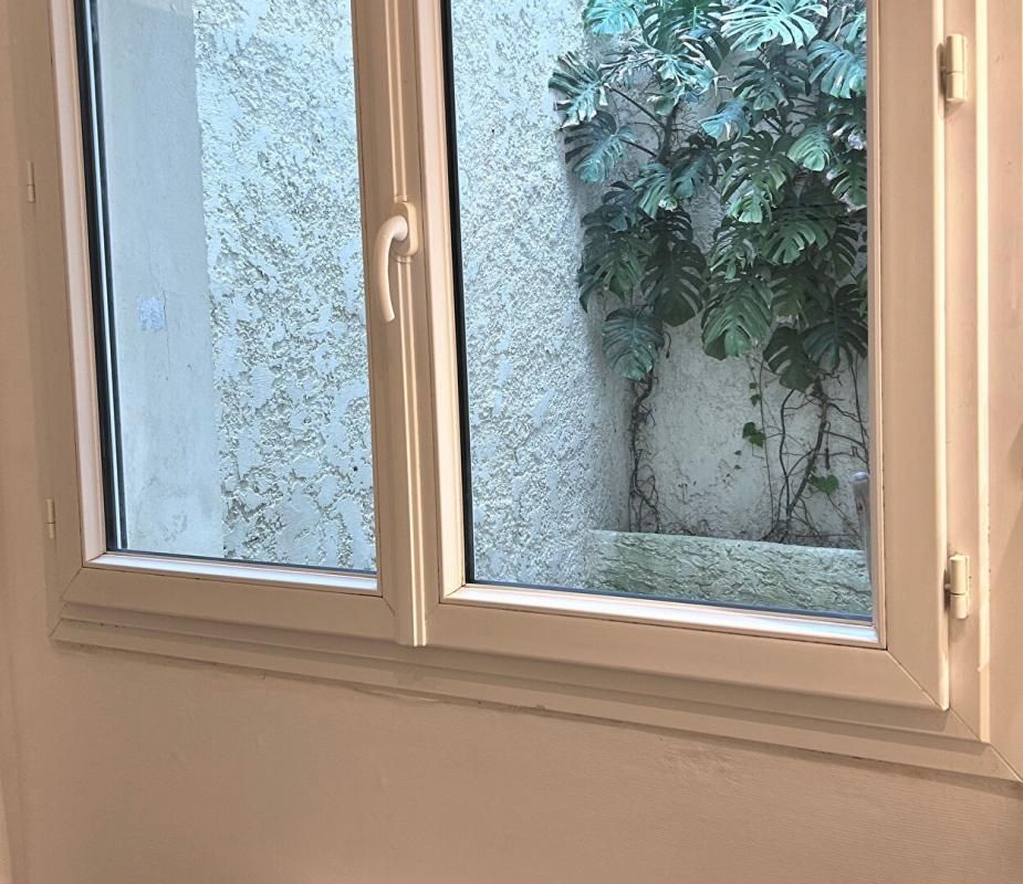 BORDEAUX Appartement  2 pièce(s) 51 m2 3