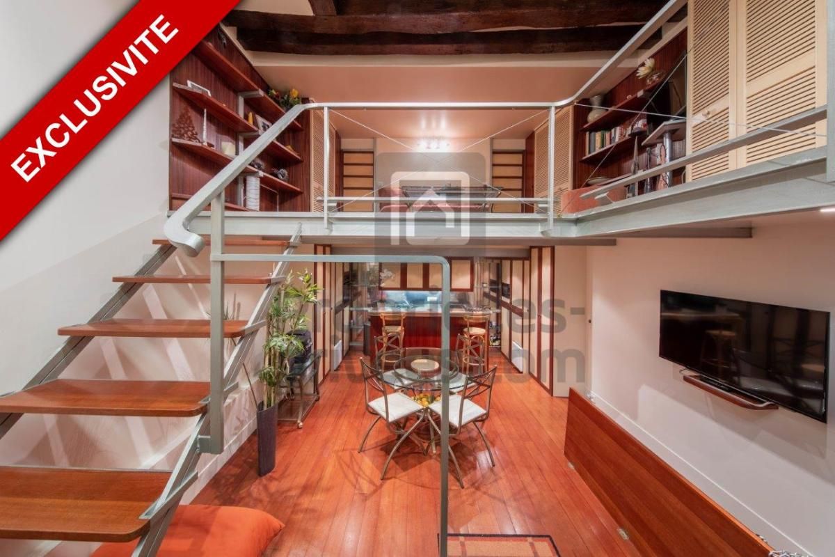 Triplex d'architecte façon yacht urbain - Pont-Neuf, Paris 6e