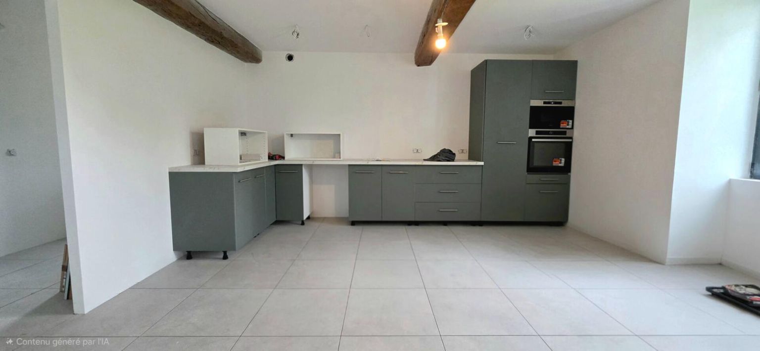 DOUZILLAC Maison d'habitation, gite, dépendance, hangar 4