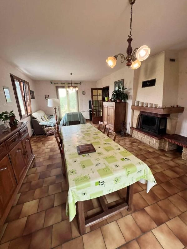 NANTHEUIL Maison Nantheuil 8 pièce(s) 2