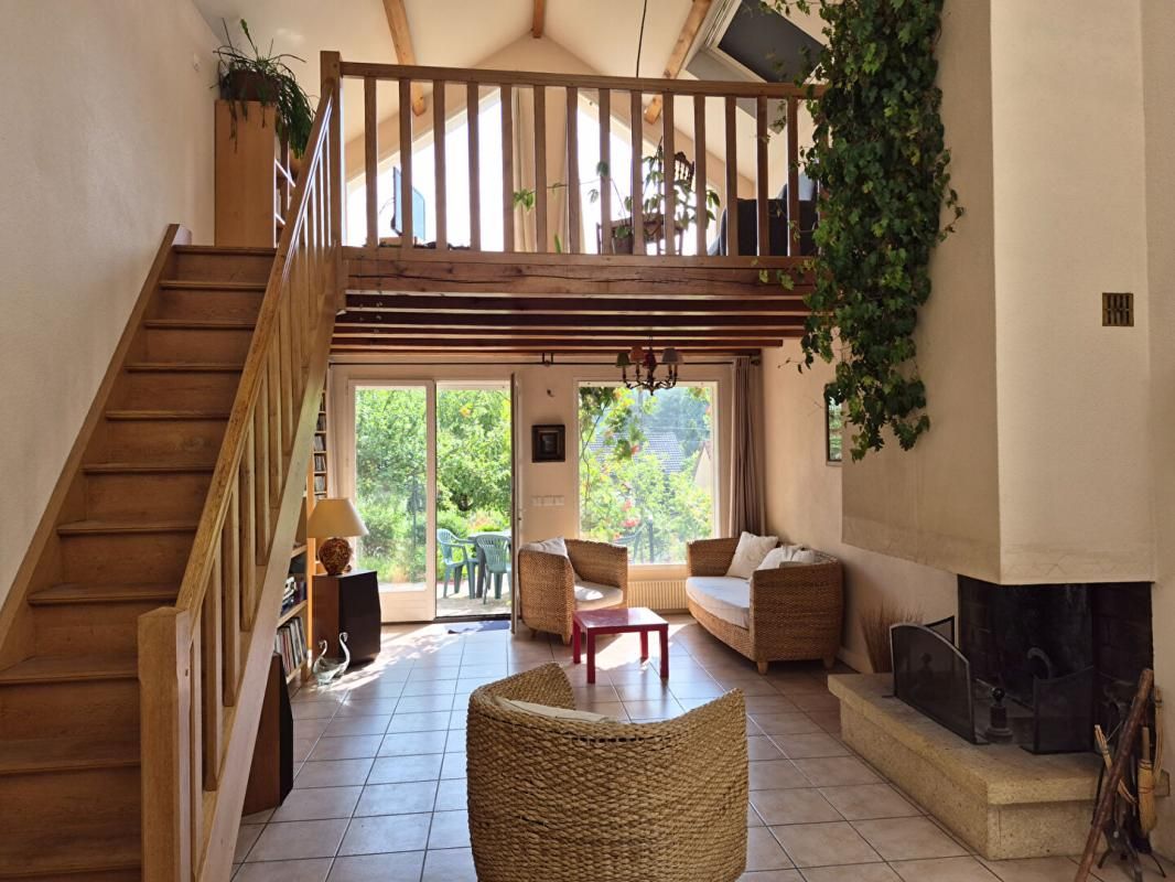 SAINT-REMY-LES-CHEVREUSE Maison Saint Remy Les Chevreuse 5 pièces 113 m2 2