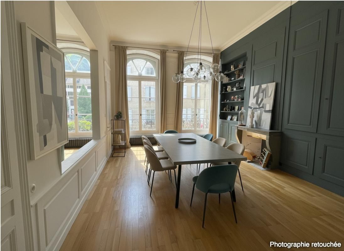 SALINS-LES-BAINS Salins-les-Bains - Superbe Appartement 235 m2- 5  pièce(s) - 3 chambres 4
