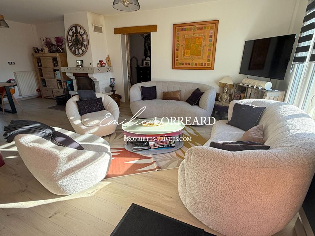 SARGE-LES-LE-MANS Maison Sarge Les Le Mans 6 pièce(s) 119.40 m2 2