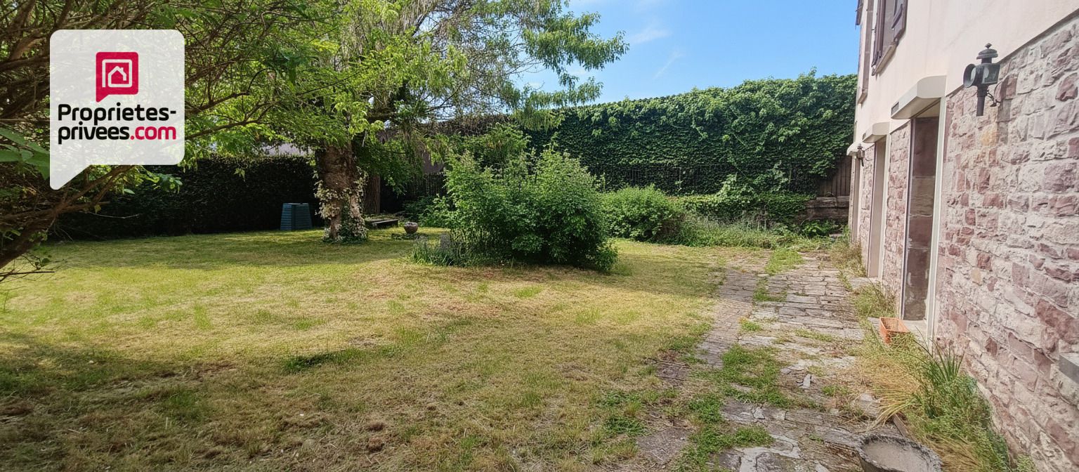 LUXEUIL-LES-BAINS Maison de caractère Luxeuil centre 120 m2 4