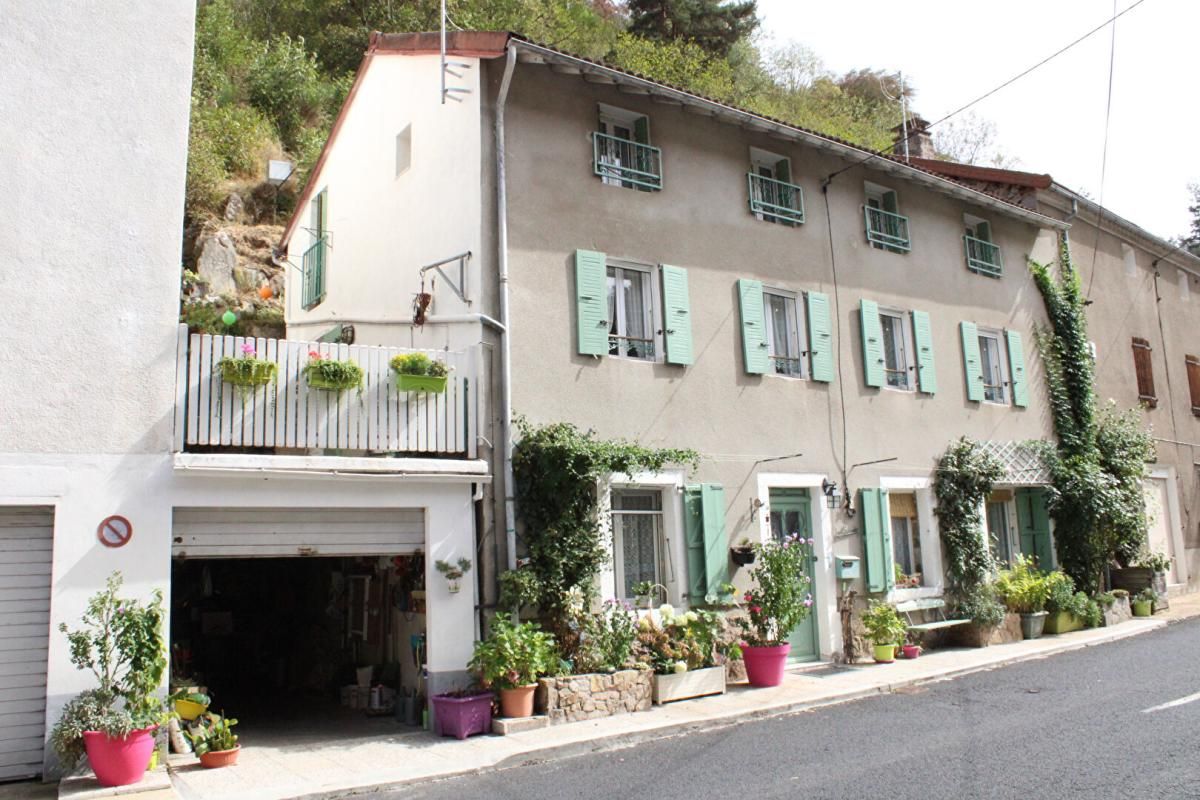 SAINT-BONNET-DE-MONTAUROUX Maison Saint Bonnet Laval avec terrasse et garage 2