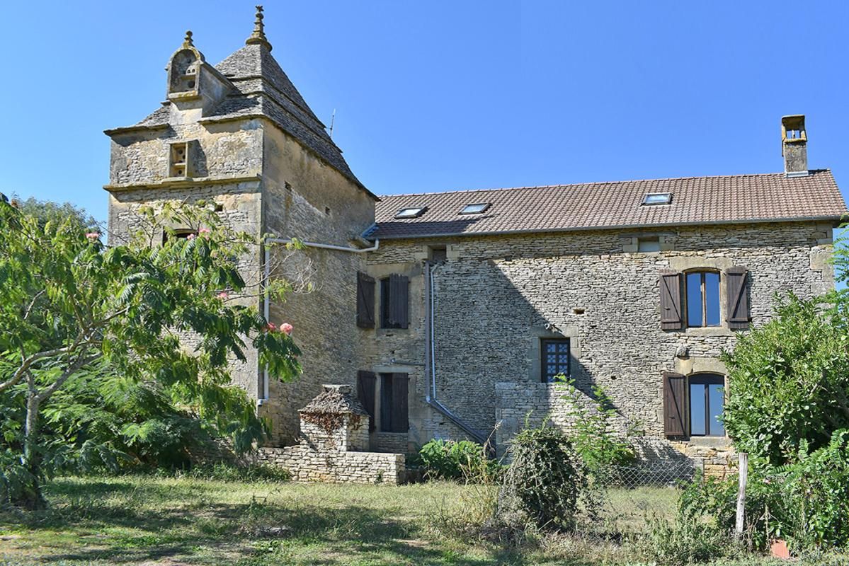 SAINT-GENIES Corps de ferme Saint Genies 289 m2 3