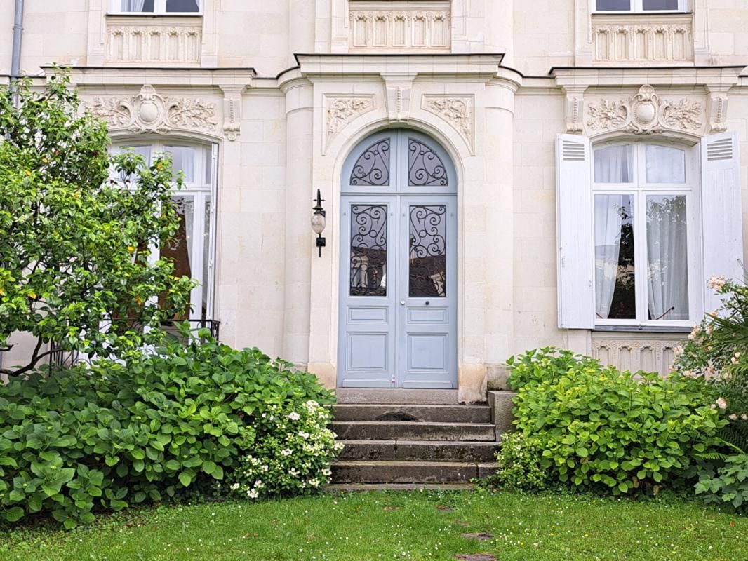 ANGERS Hôtel particulier d'exception au coeur du Triangle d'Or à Angers 1