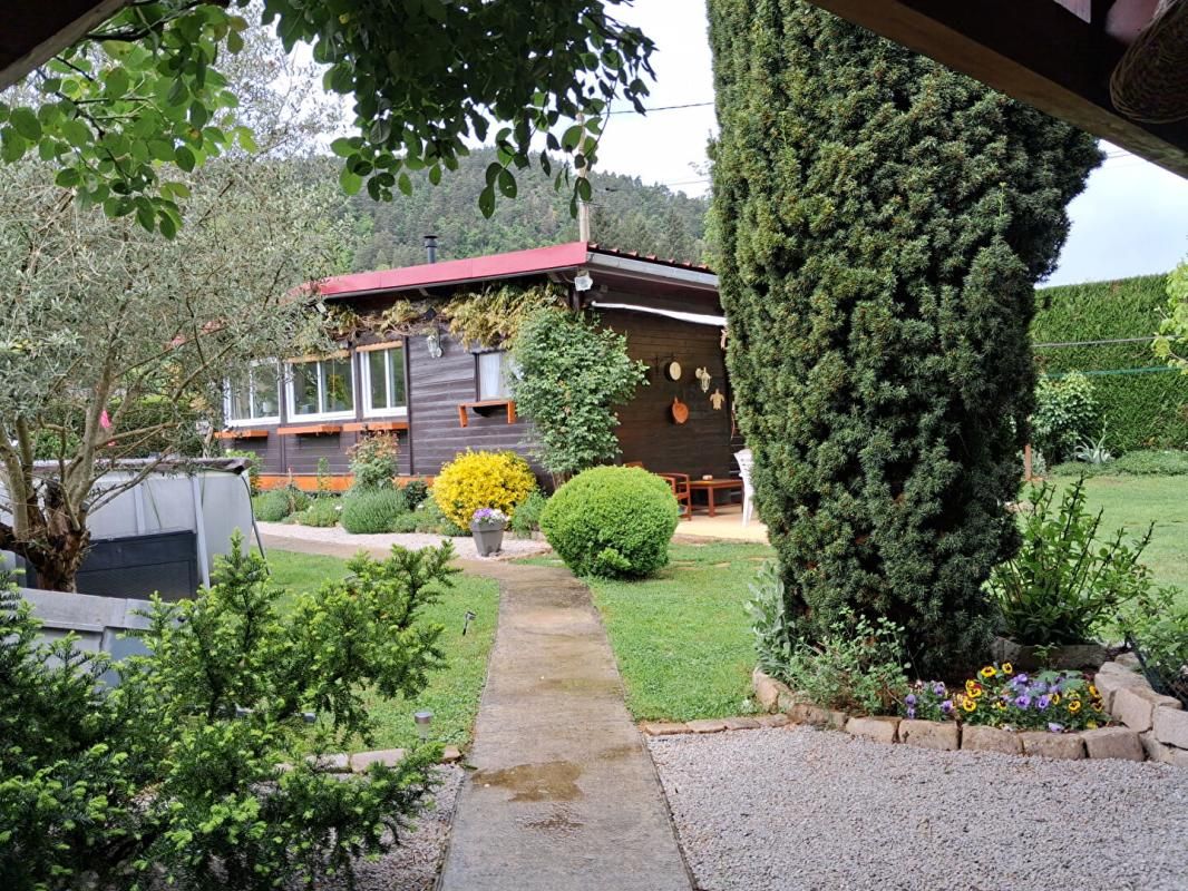 BEAUZAC Beauzac(43), chalet de 67 m2 habitables, 2 chambres sur 451 m2 de terrain 1