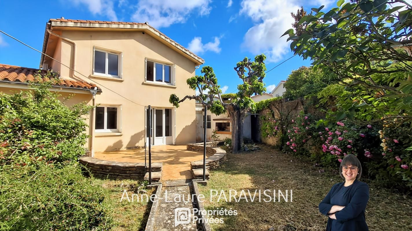 Pennautier Maison 4 chambres, garages et jardin