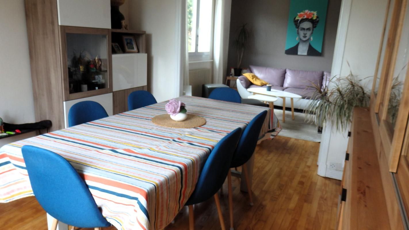 POMMERIT-LE-VICOMTE Maison Pommerit Le Vicomte 5 pièce(s) 96 m2 1