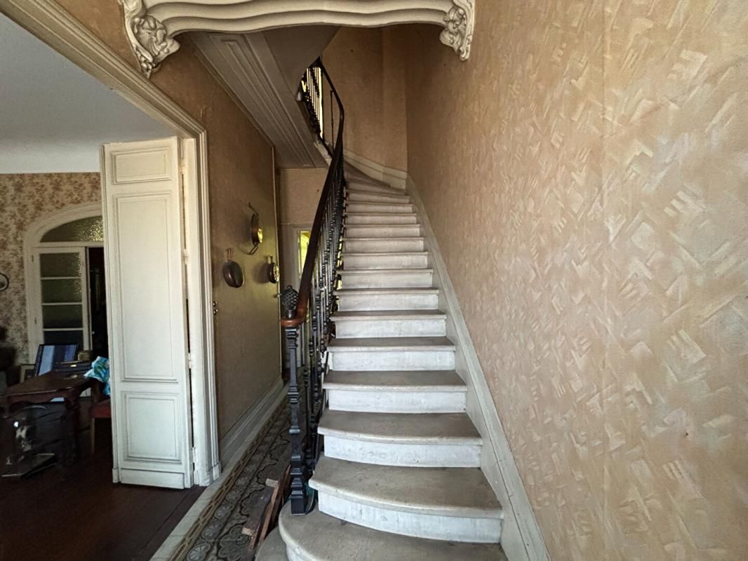 BORDEAUX Belle Maison en Pierre 2