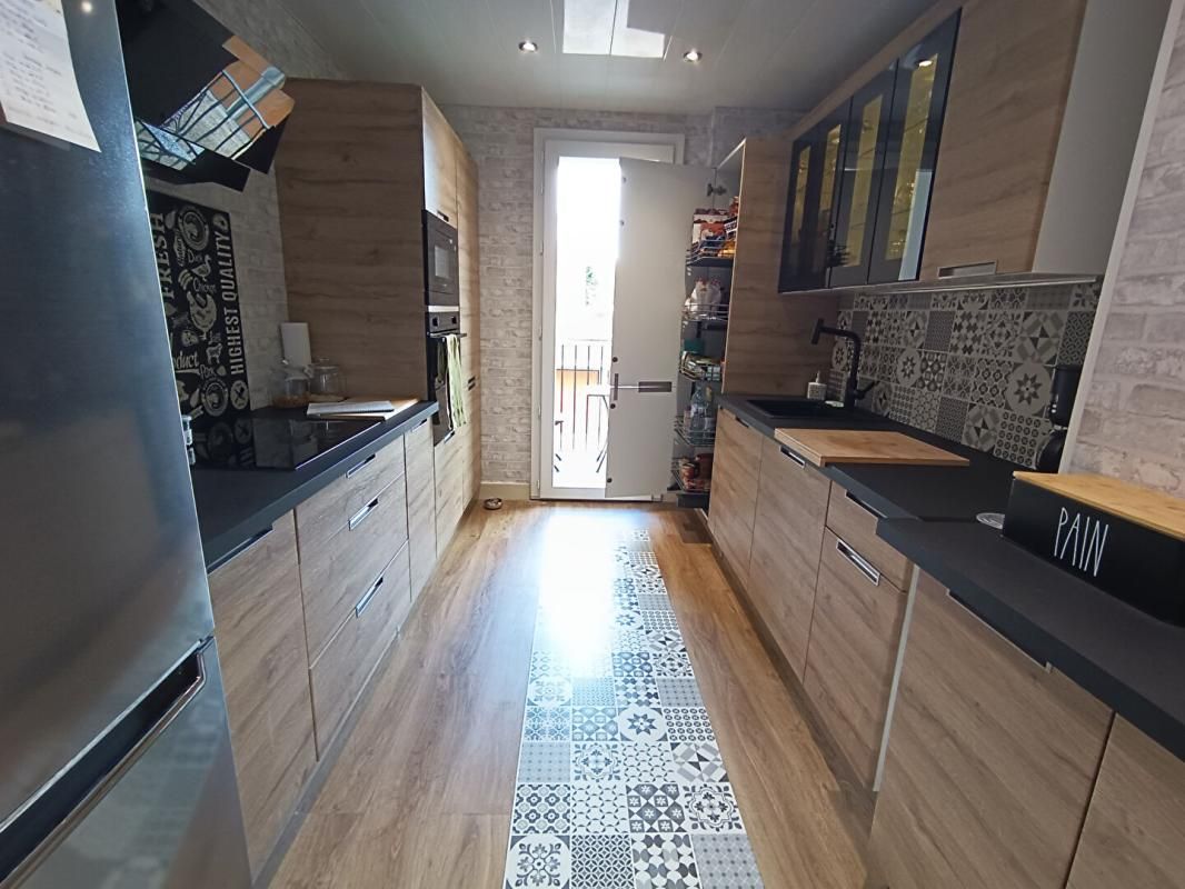 NEVERS APPARTEMENT F4 - QUARTIER PREFECTURE NEVERS 2