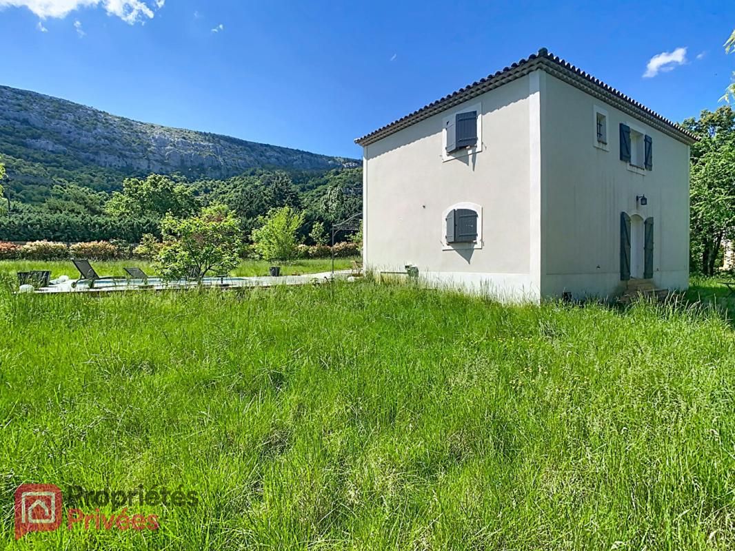 PLAN-D'AUPS-SAINTE-BAUME Maison familiale de charme  4 chambres  Piscine  Aucun travaux 3