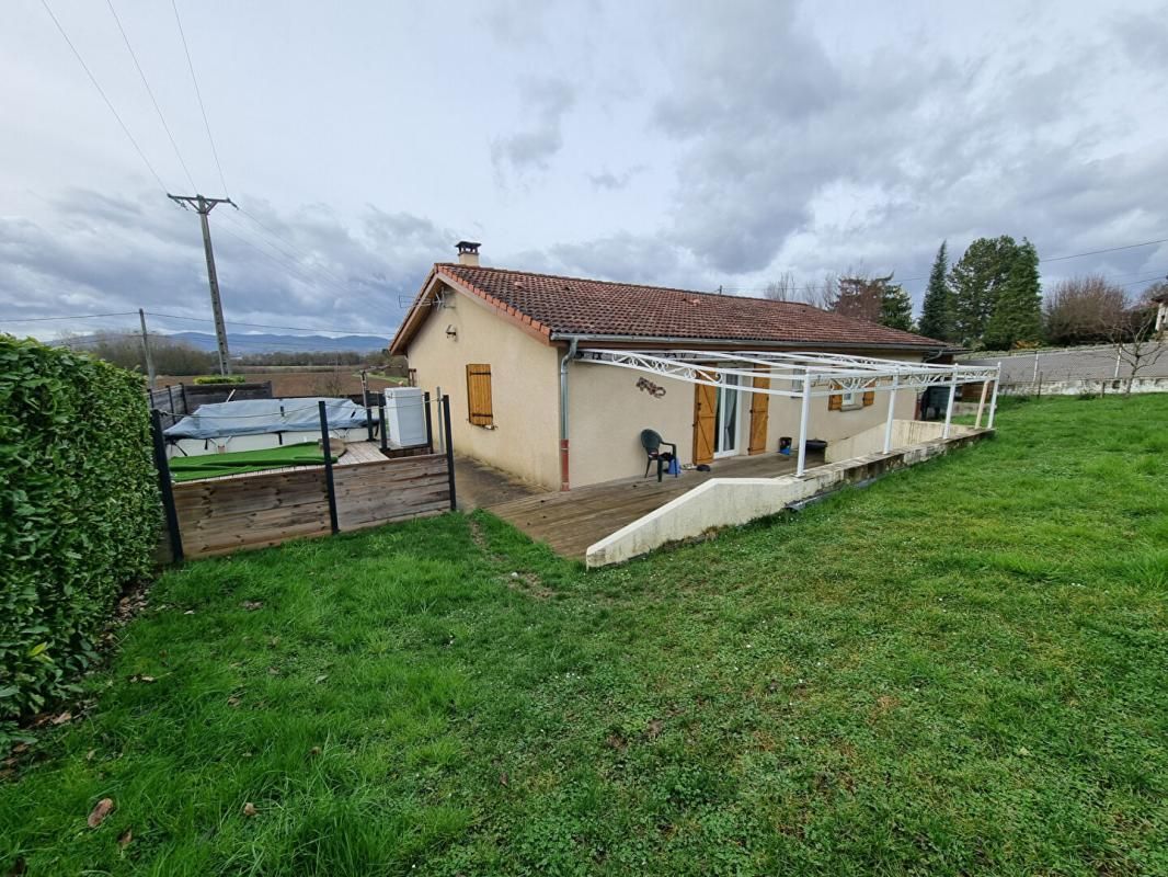 FAREINS Maison Fareins 4 pièces 92 m2 jardin 1