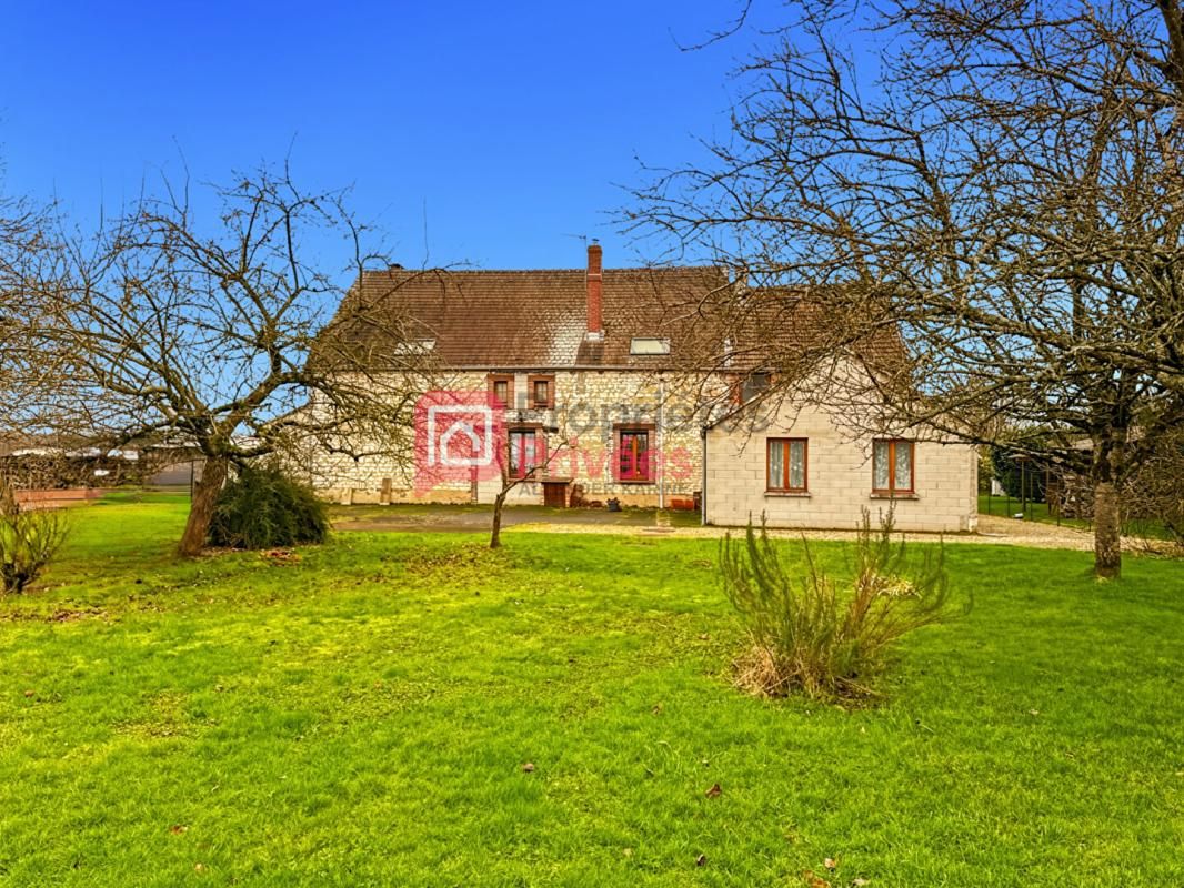 NEUVY-SAUTOUR Maison Neuvy Sautour 9 pièce(s) 206 m2 1