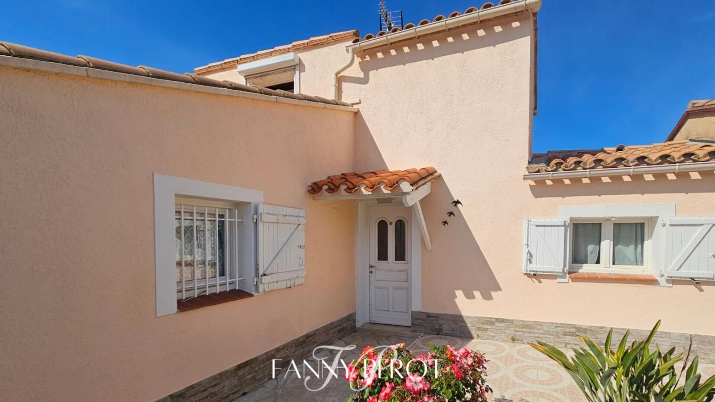 SAINT-CYPRIEN A Saint-Cyprien - Maison de de 69m² avec garage et extérieur 1