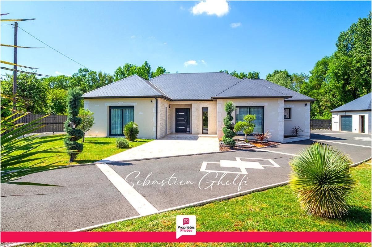 CONTRES belle maison de plain-pied avec 3 chambres-cellier-grand garage-beau terrain 2