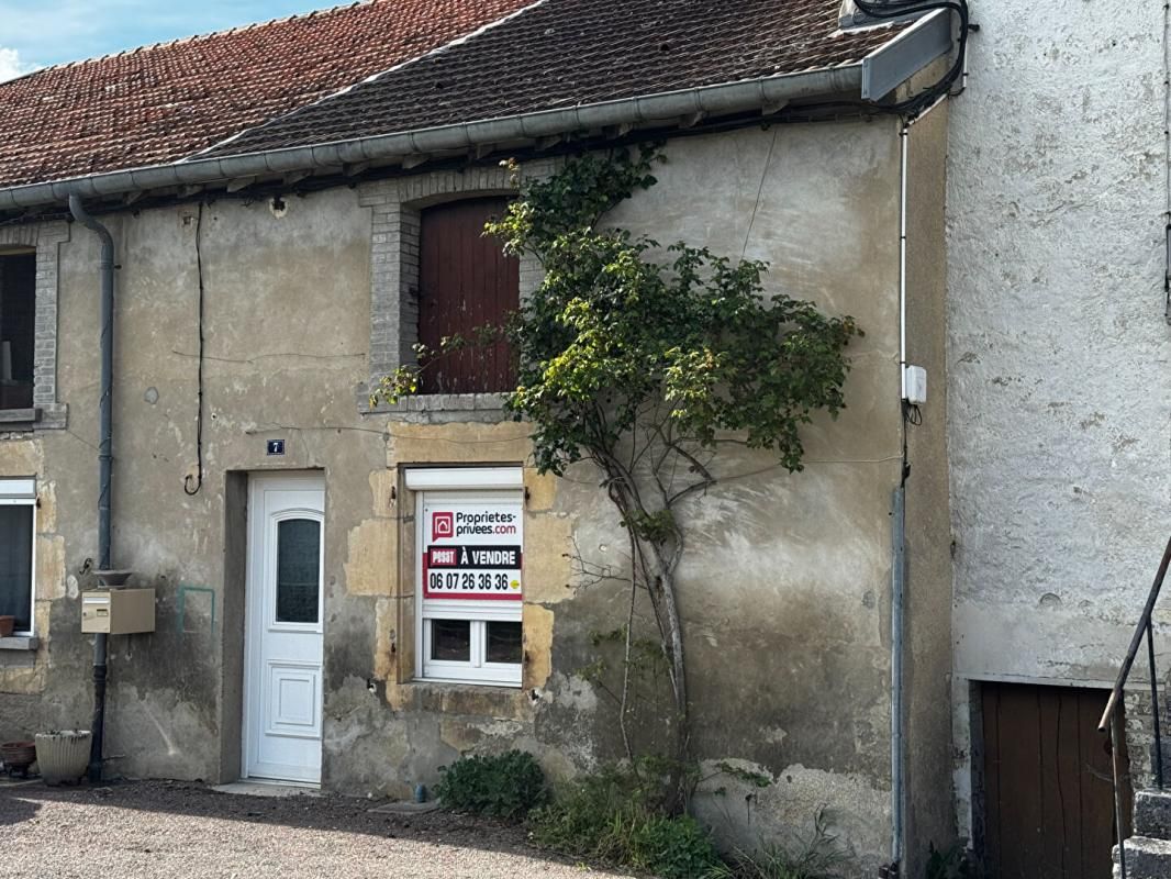 ROCHES-BETTAINCOURT Maison de village  3 pièce(s) 60 m2 A RENOVER 1