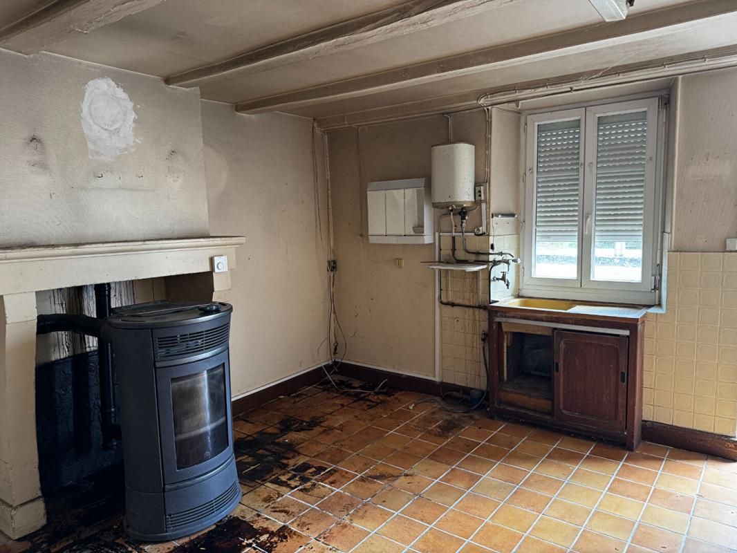 ROCHES-BETTAINCOURT Maison de village  3 pièce(s) 60 m2 A RENOVER 2