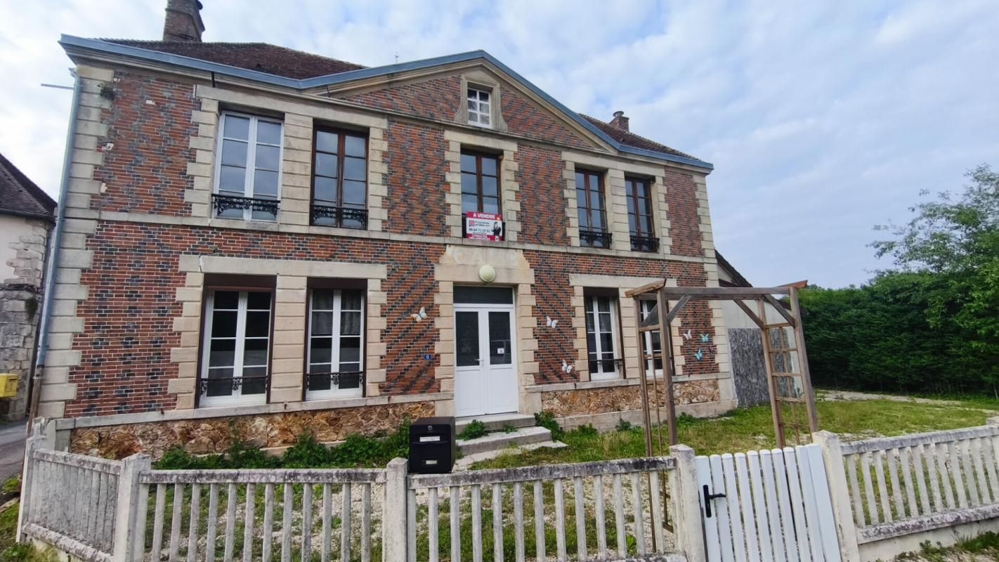 SEZANNE VILLAGE PROCHE SEZANNE 2