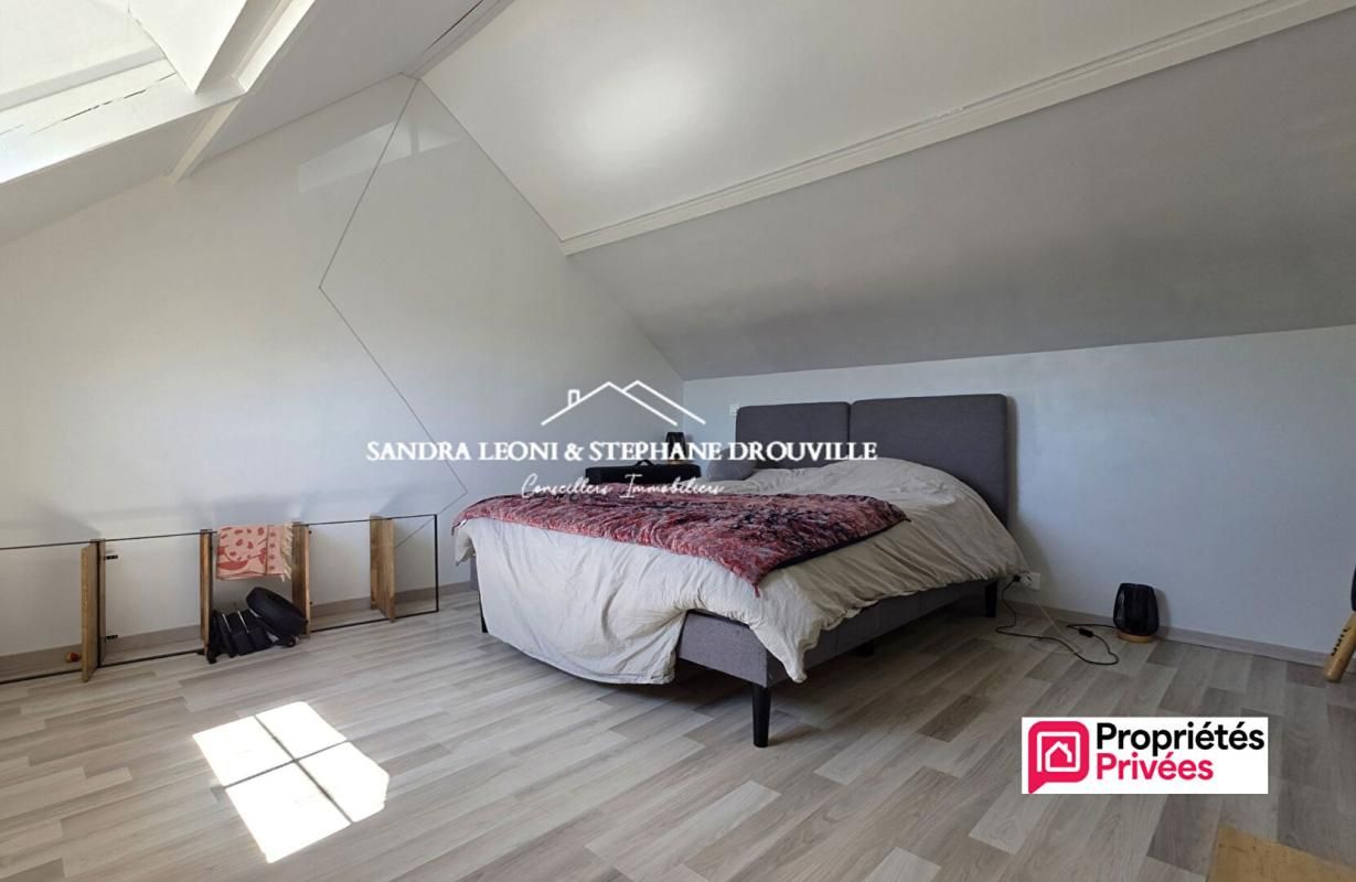 MAINTENON PROCHE MAINTENON CHARMANTE MAISON RENOVEE de 110 m², 3 chambres 4