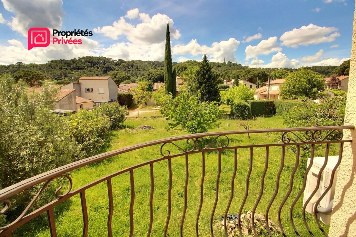 BAGNOLS-SUR-CEZE Bagnols-sur-Cèze Villa  7 pièce(s) 240 m2 , 4 chambres , Terrain 1 200 m², divisible et constructible 3
