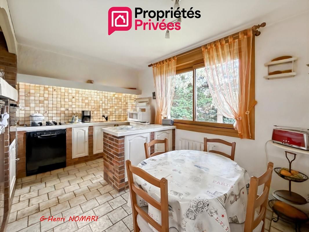 NOYAL-SUR-BRUTZ Maison Noyal Sur Brutz 6 pièce(s) 133 m2 - 3 Chambres - 2410m² de Terrain 3
