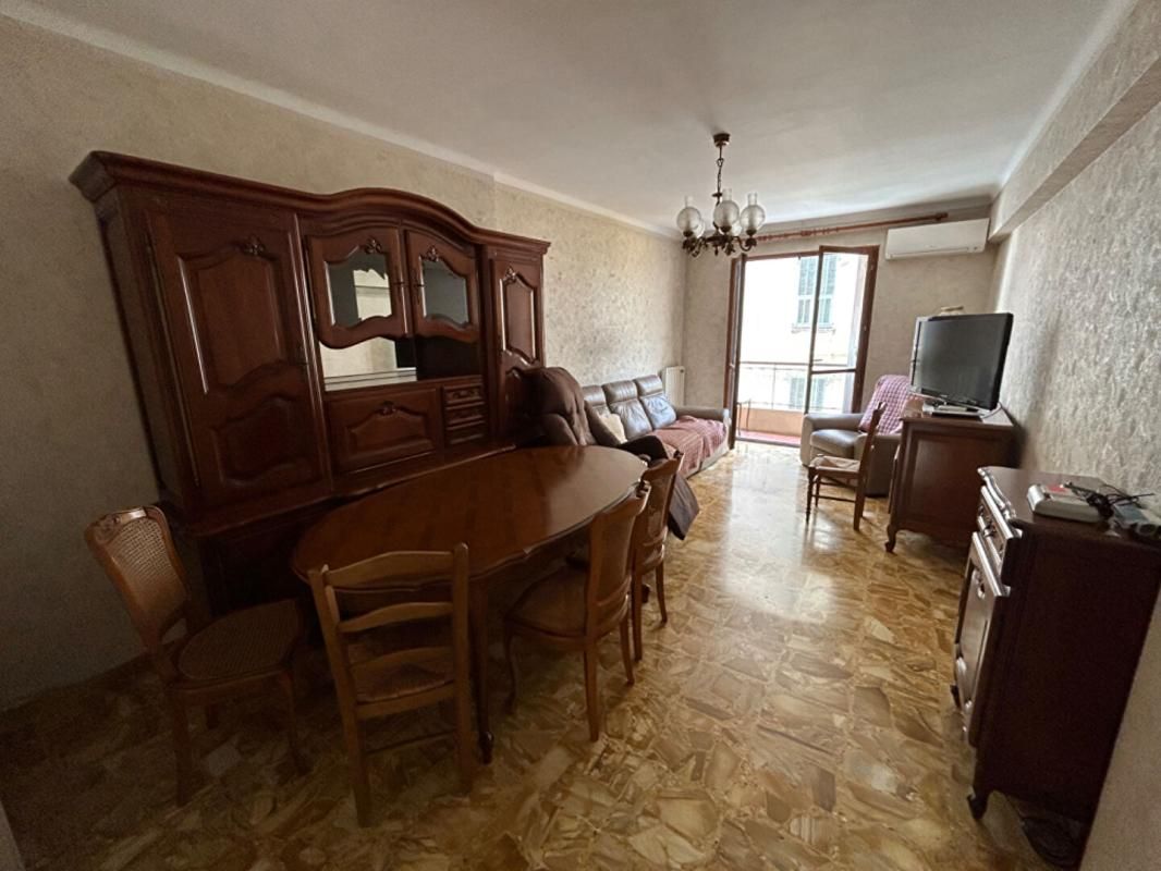 NICE Appartement Nice 3 pièce(s) 69 m2 + Balcon + Cave 2