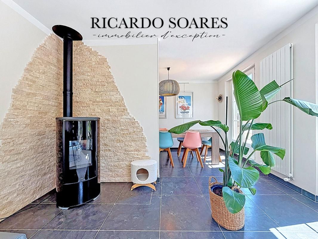 CINQUEUX 60940 CINQUEUX - MAISON DE CHARME 150m² / 4 CHAMBRES / MAGINIFQUE PISCINE / JARDIN 1488m² 4