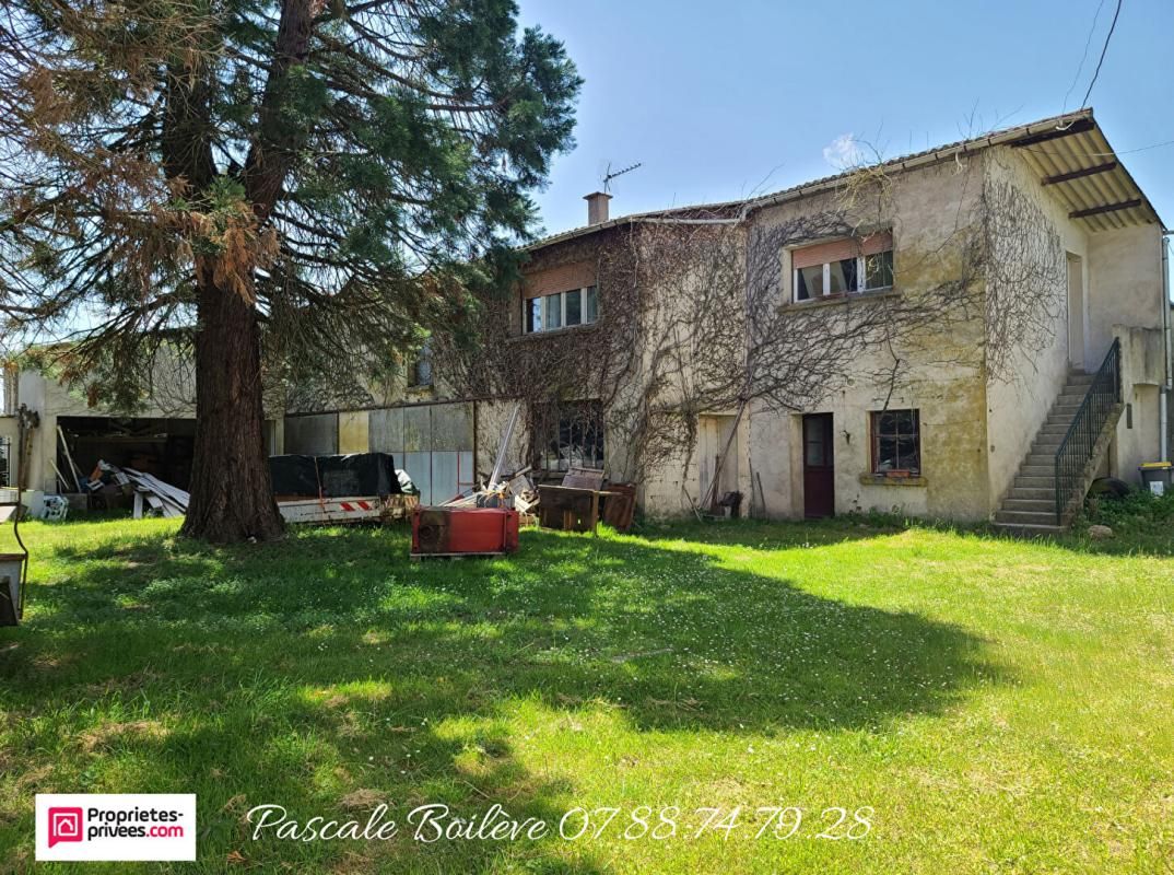 VERNANTES Maison avec diverses dépendances et appartement - VERNANTES (49390) 2