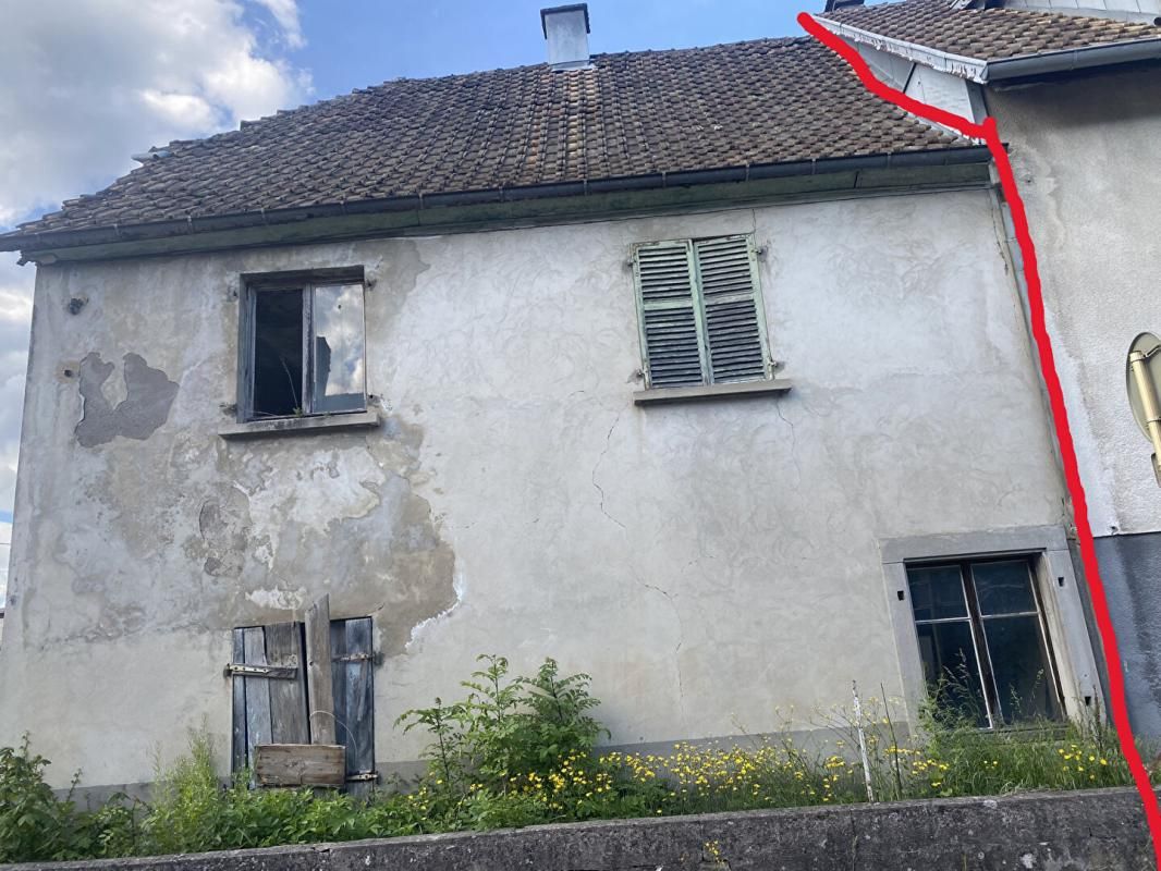 FELLERING Spécial investisseur  Maison à rénover entièrement Fellering 68470 3