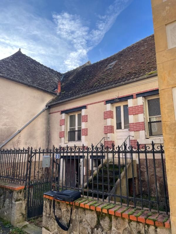 CHATEAUMEILLANT Idéal investissement locatif à Chateaumeillant ! 2