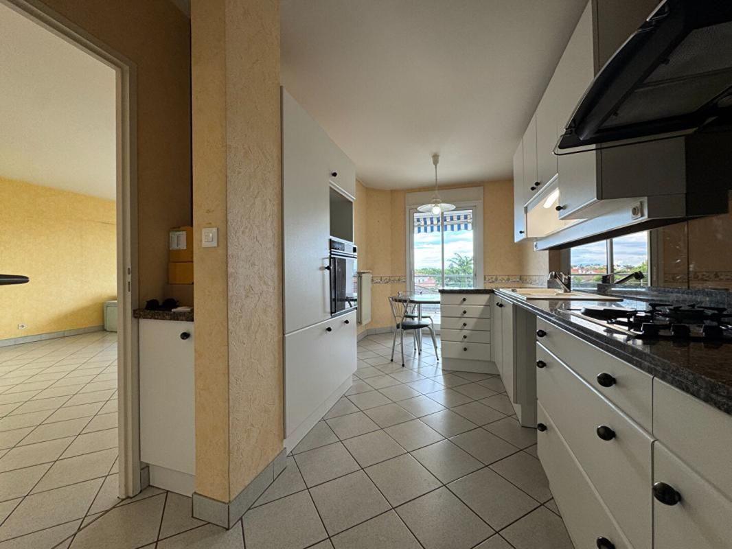 BRON Appartement Bron 3 pièce(s) 81 m2 3