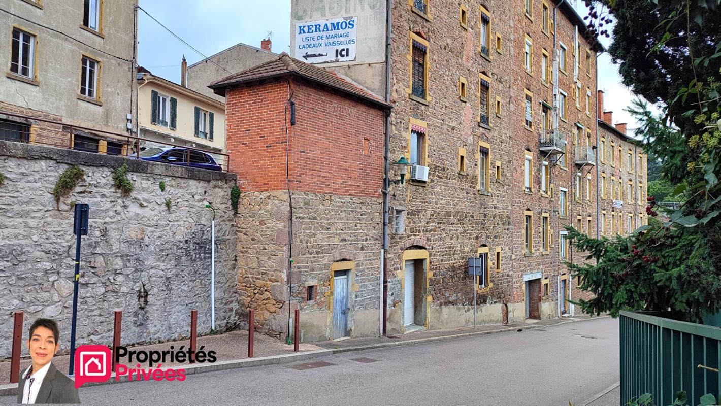 THIZY THIZY-LES-BOURGS (69240) Immeuble à réhabiliter 250 m² 1