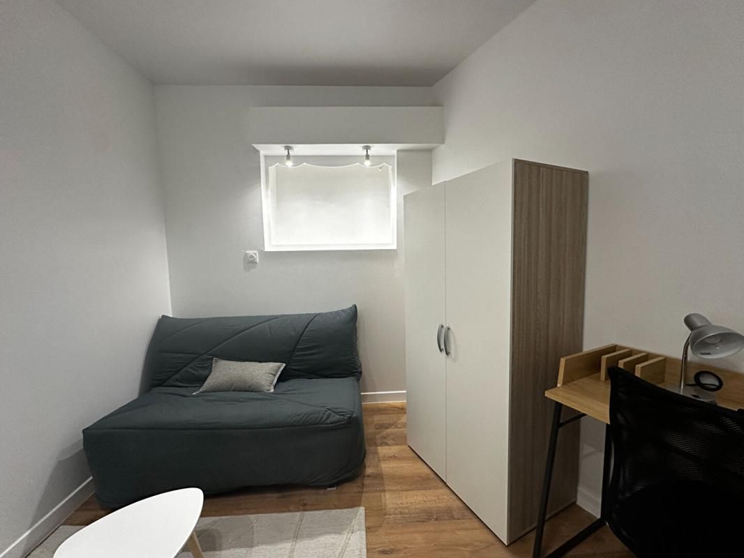 ANGERS Studio meublé de 13 m2 1