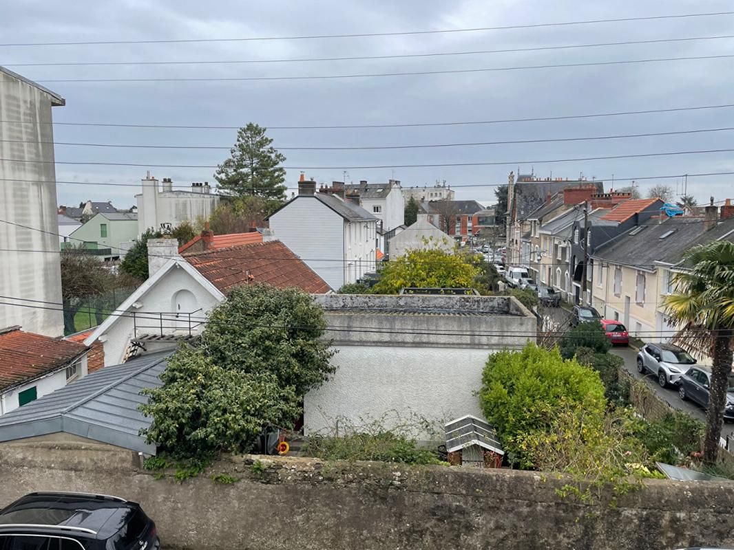 NANTES Petit Immeuble de 138 m²- Pour investisseurs - Toutes Aides 2