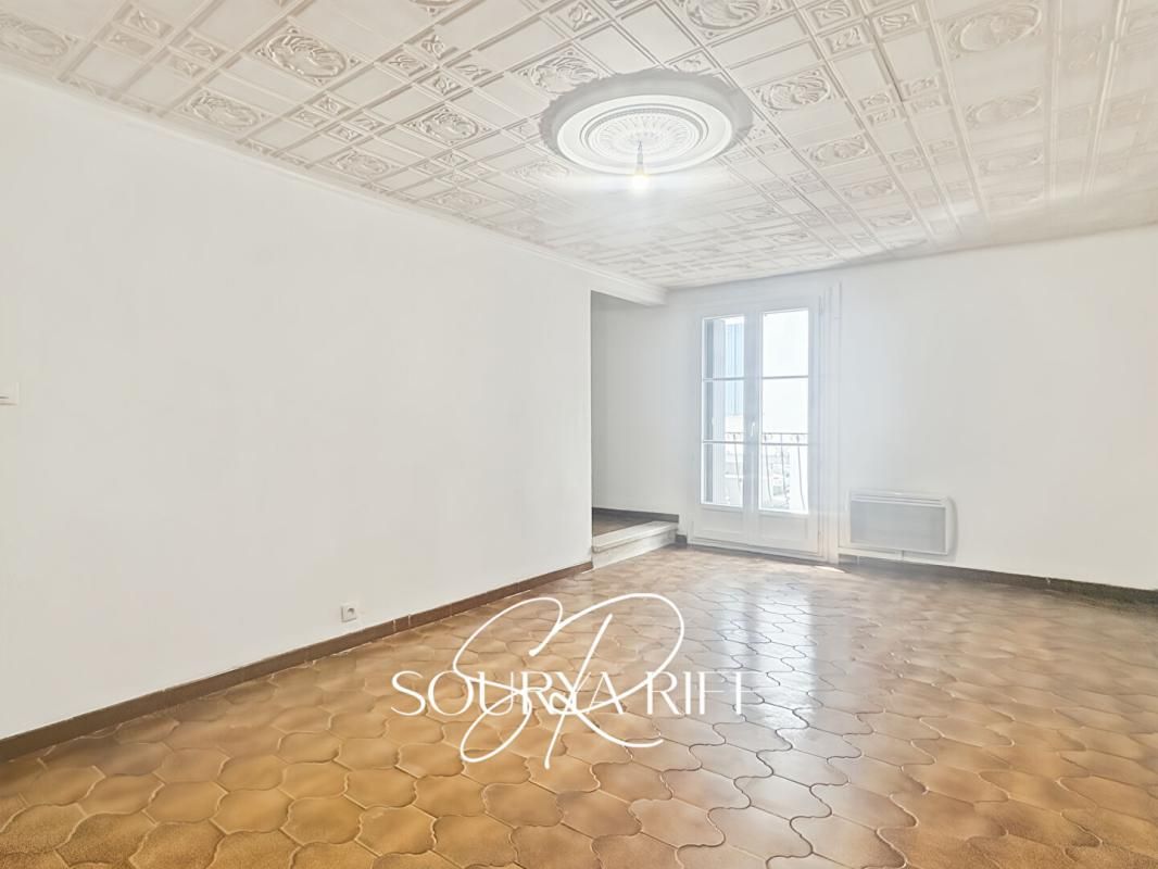 Maison de ville située au coeur de la Bastide de Carcassonne, 75 m2