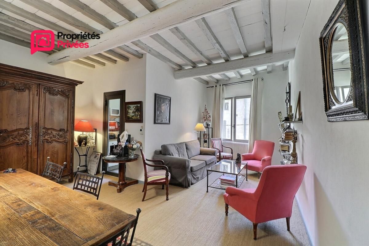 Maison de ville Uzès 5 pièce(s) 111m2 rénovée secteur sauvegardé 2 chambres garage terrasse