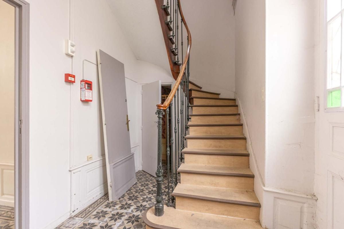 VIERZON Immeuble Vierzon 20 pièces 288 m2 4