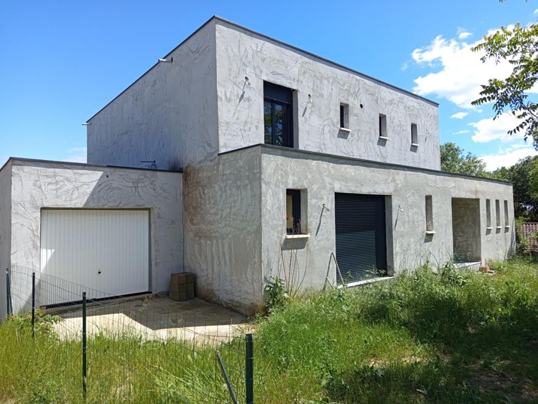 DONZERE Villa neuve 220m²  4 chambres sur terrain de 1200m² Donzère 465 000HAI 1
