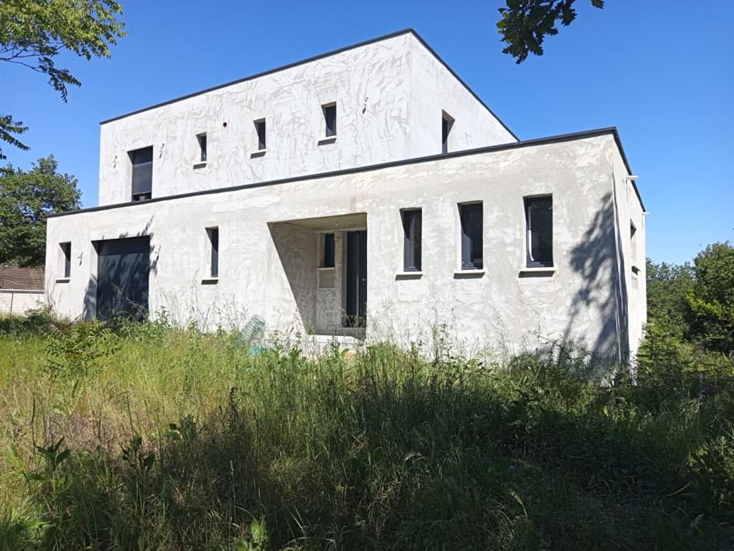 DONZERE Villa neuve 220m²  4 chambres sur terrain de 1200m² Donzère 465 000HAI 2