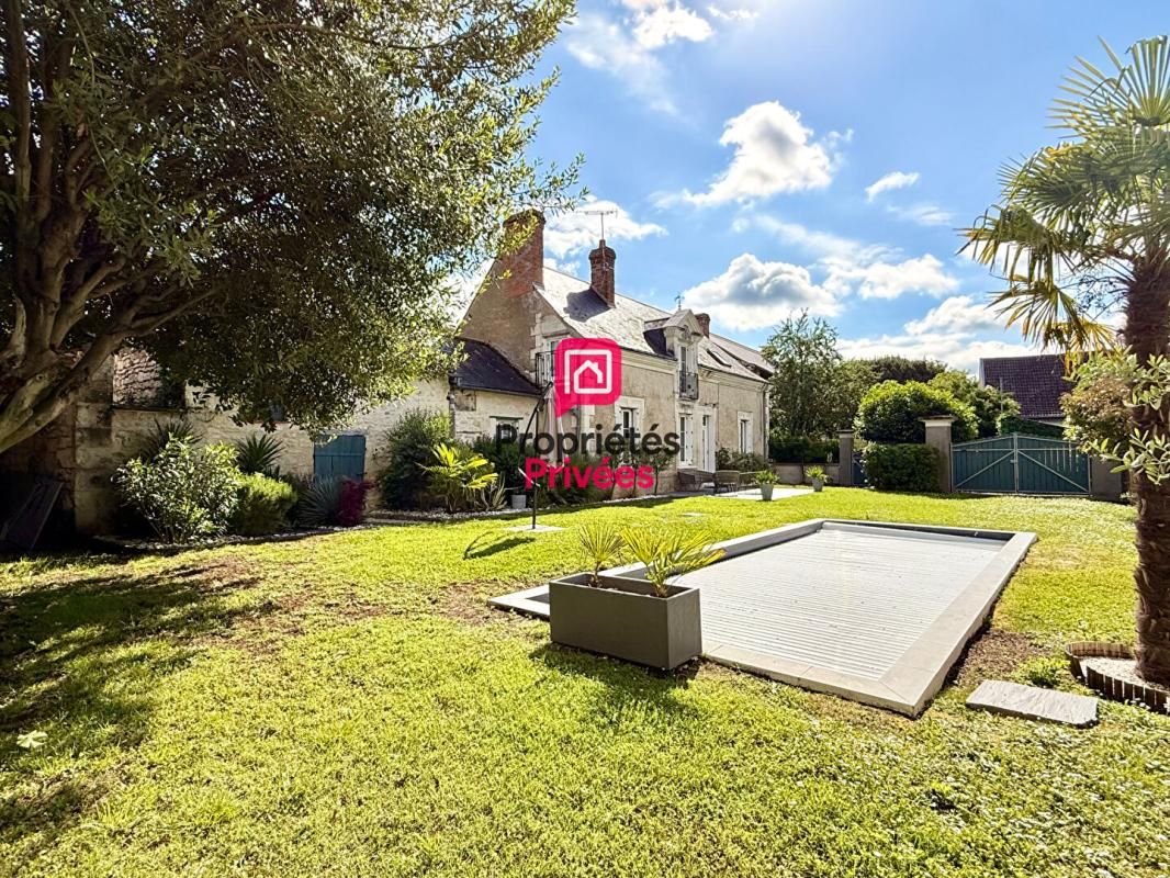 CHINON Maison en Pierre - ENTRE CHINON et L'ÎLE BOUCHARD - 140 m2 - Piscine - Jardin 1