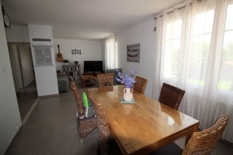 CHATELLERAULT Maison Chatellerault 7 pièce(s) 171.96 m2 2