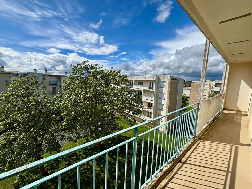 NEVERS Appartement Nevers - Balcon - Parking - 2 chambres 4