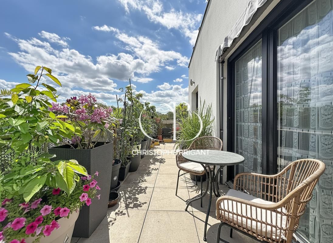 Appartement Villejuif 3 pièce(s) 70.50 m2 avec TERRASSE DE 27 M²