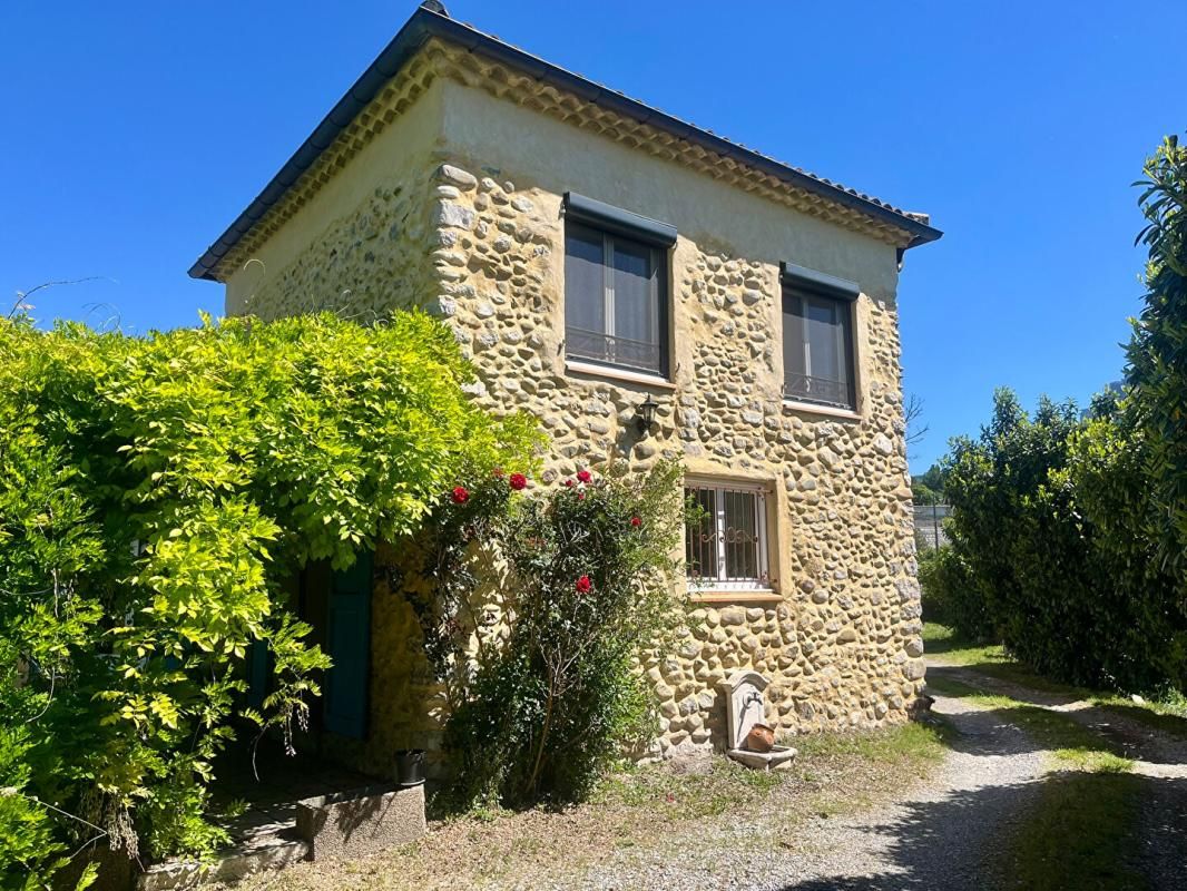 SISTERON Maison Sisteron 5 pièce(s) 150 m² au style provençal 1