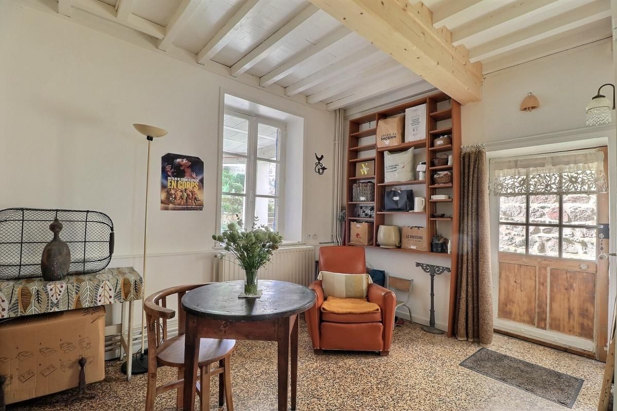SAINT-PIERRE-LE-VIEUX Jolie maison avec jardin 3