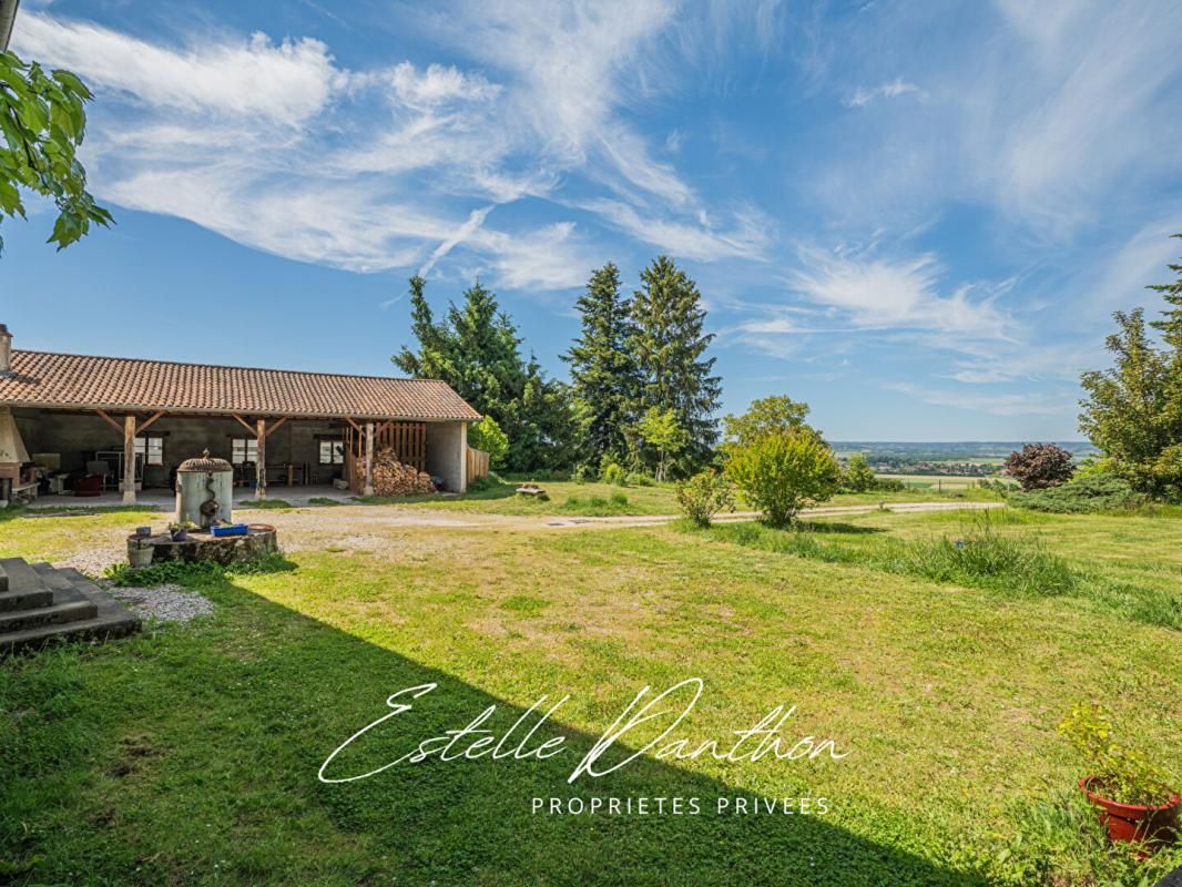 VIRIVILLE Maison Viriville de 135 m2 avec terrain de 5500m2 2