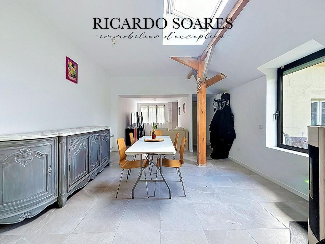 MONCEAUX MONCEAUX 60940 - MAISON ANCIENNE RÉNOVÉE EN 2019 / 85 m2 / 2 CHAMBRES / GRAND SEJOUR / JARDIN 2