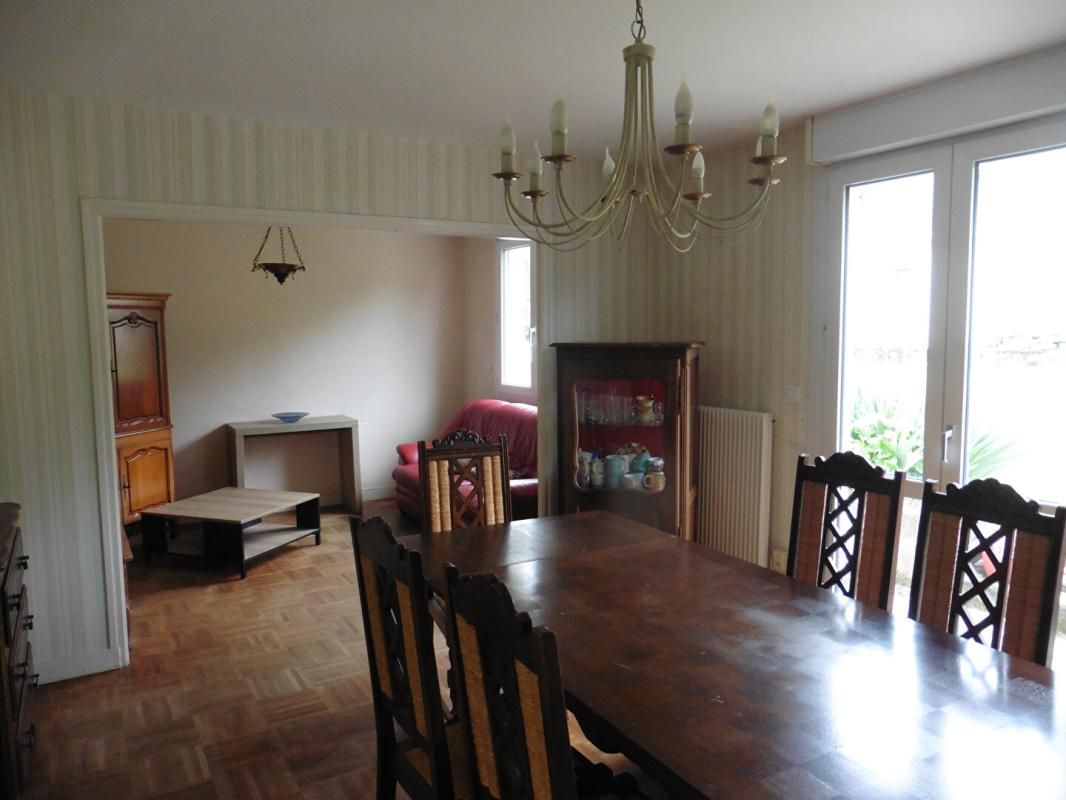 QUIMPERLE Maison Quimperlé 4 pièce(s) 96 m2 habitables 4
